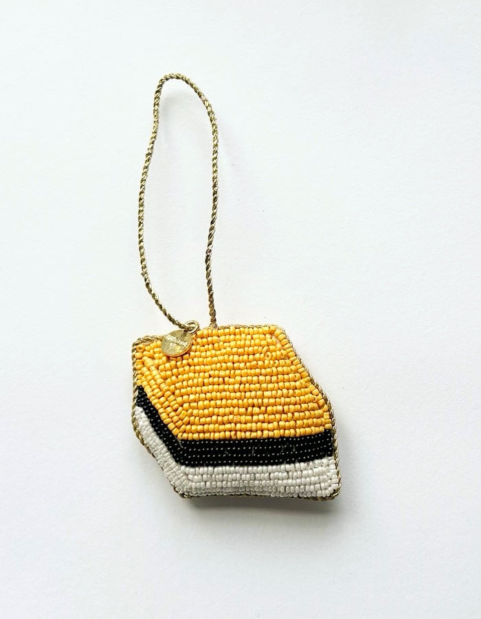 Håndbroderet  Lakridskonfekt